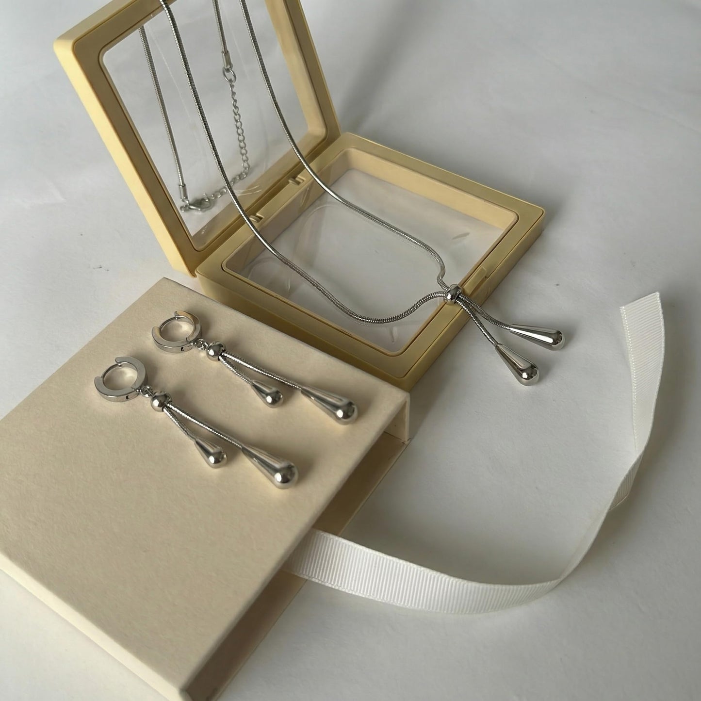 Premium Gold-Plated Stainless Steel Jewelry – Tarnish-Resistant & Waterproof From Uncle LOL