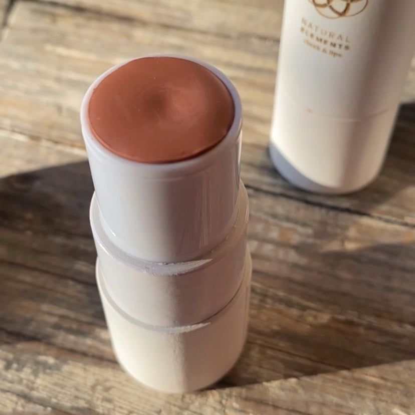 543240971