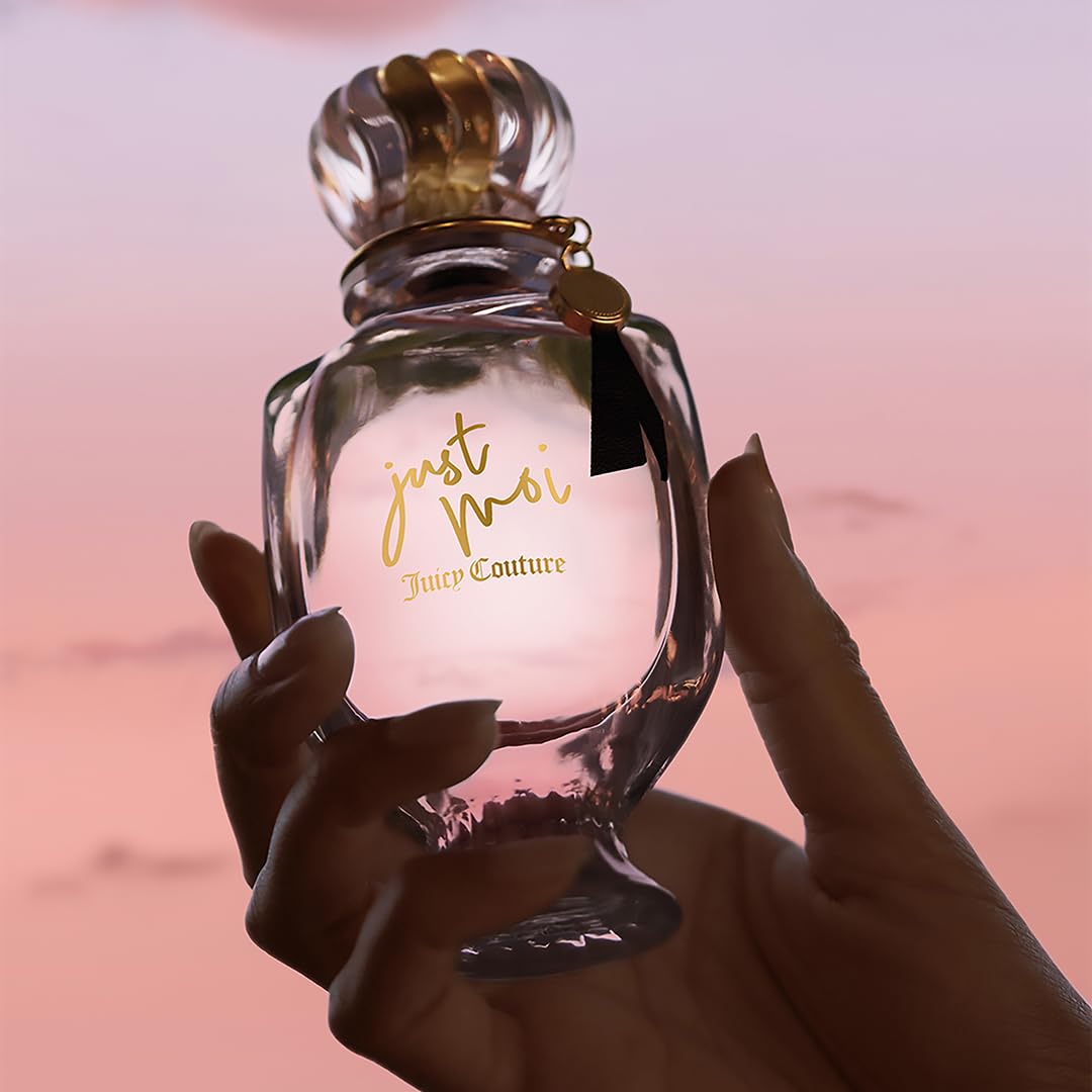 Juicy Couture Just Moi Women’s Perfume - Amber Vanilla Eau de Parfum - Sweet & Confident Fragrance for Day to Evening Wear - Long-Lasting