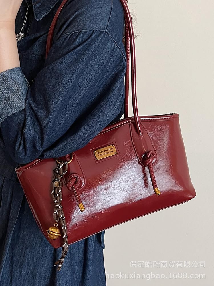Shoulder Bag for Women Brown Purse Vintage Leather Shoulder Handbag Trendy Everyday Purse with Pendant