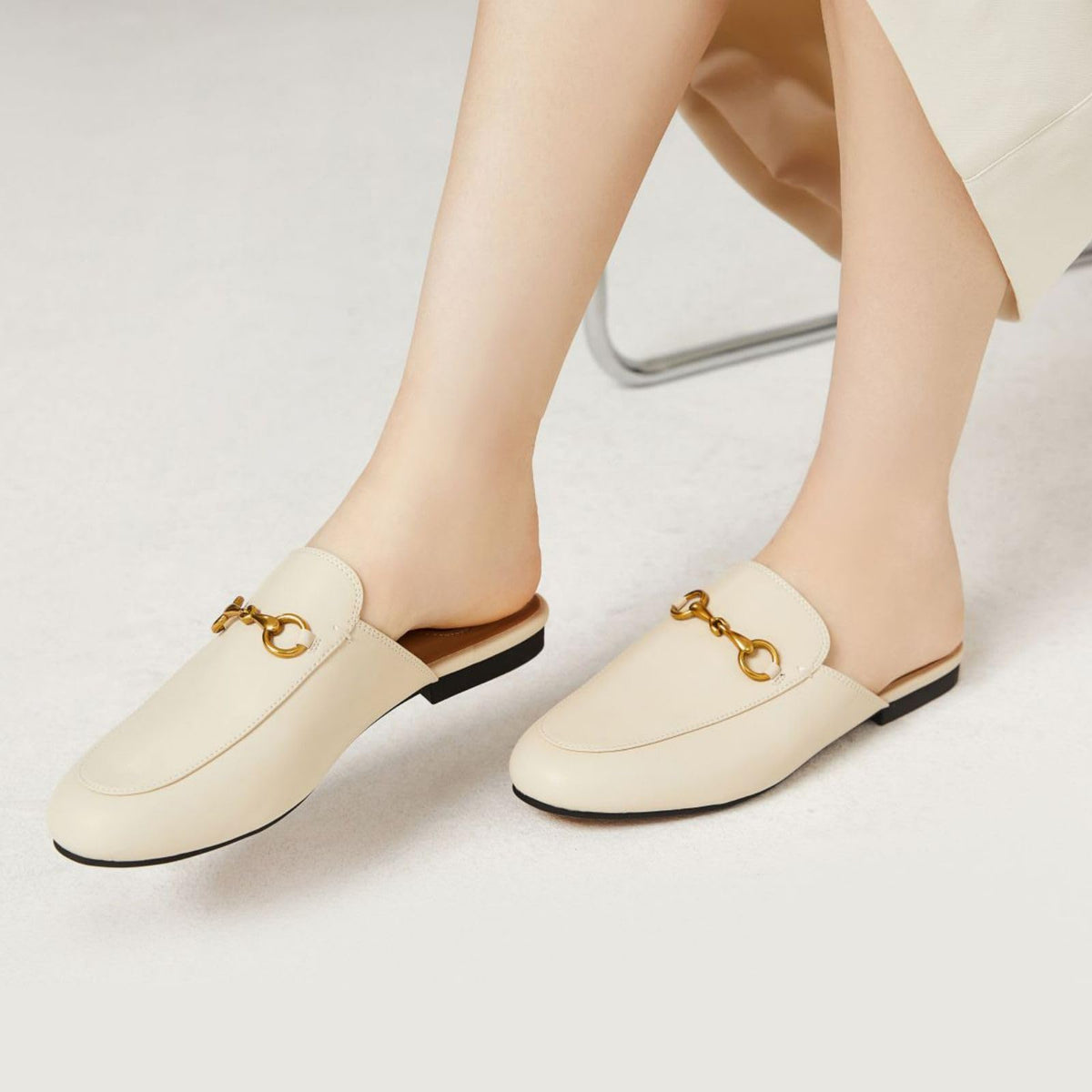 Vertundy Women's Mules Loafers Low Heel Flats Leather Slip On Backless Sandals for Girls Lady Work SlidesVertundy Women's Mules Loafers Low Heel Flats Leather Slip On Backless Sandals for Gi… 7.5