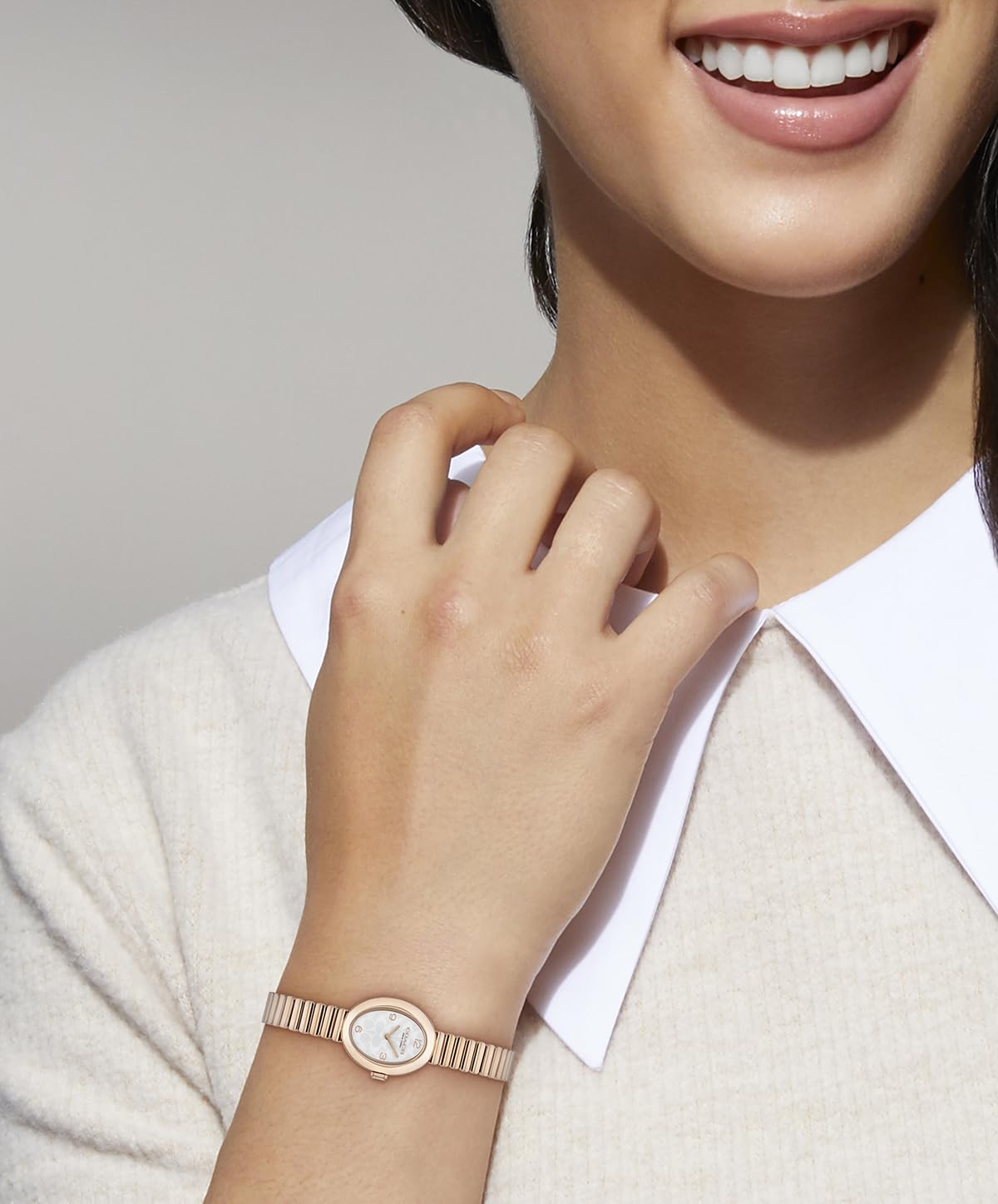 COACH Women's Sammy 2H Quartz Bracelet Watch, 22.5mm Petite Oval Case, Premium Fashion, Everyday Wear - Gift for Her