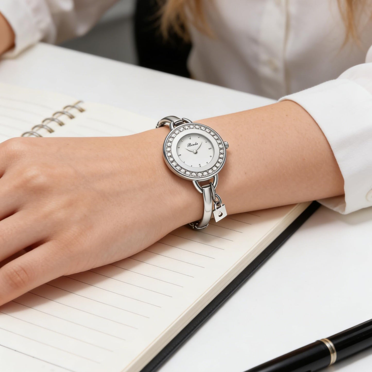 Binda Women's Quartz Watch – Stainless Steel Bracelet, Round Elegant Dial, Suitable for Daily and Formal Wear, Gift Box Included