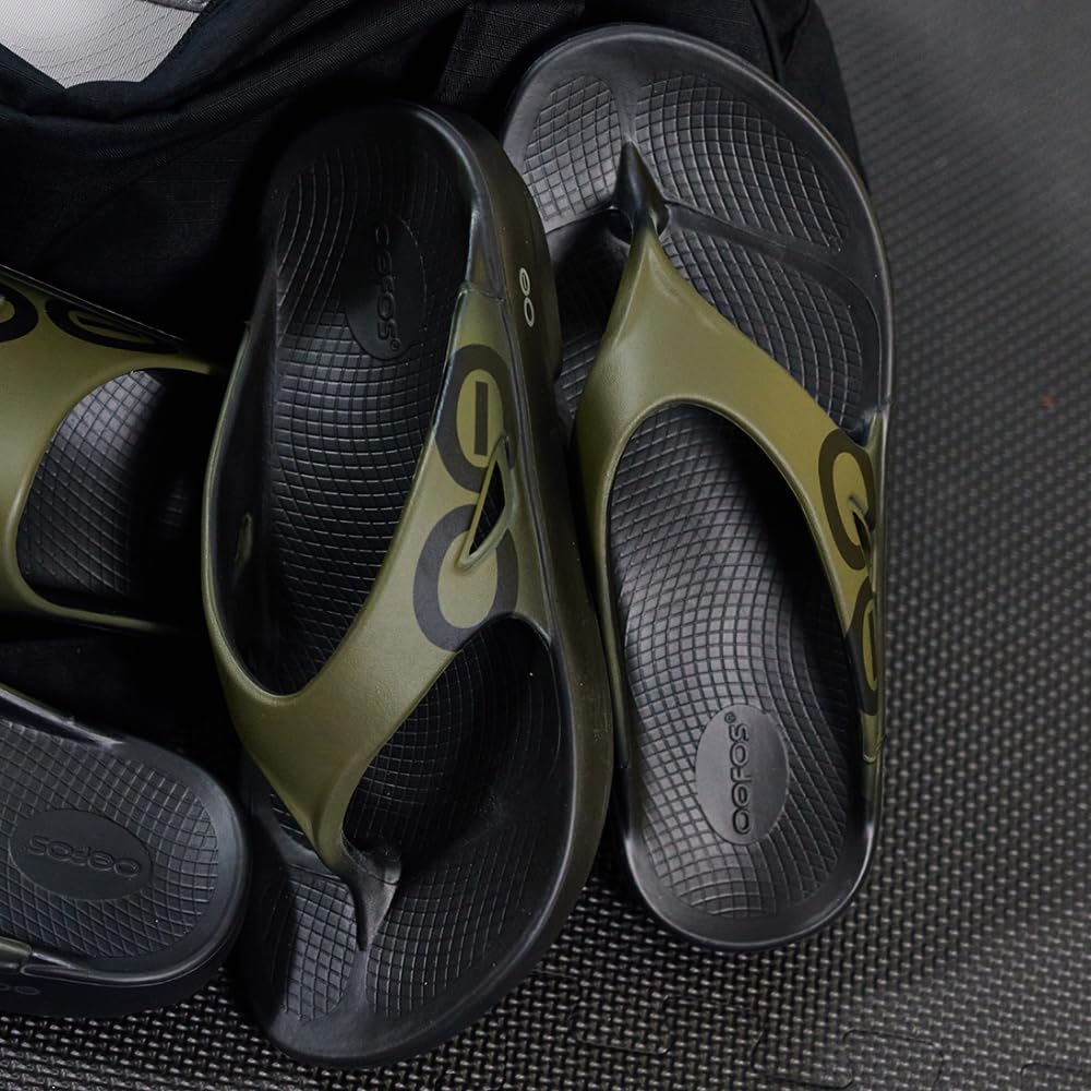 OOFOS OOriginal Sport Recovery Sandal, Graphite - Women’s Size 11, Men’s Size 9OOFOS OOriginal Sport Recovery Sandal, Graphite - Women’s Size 11, Men’s Size 9