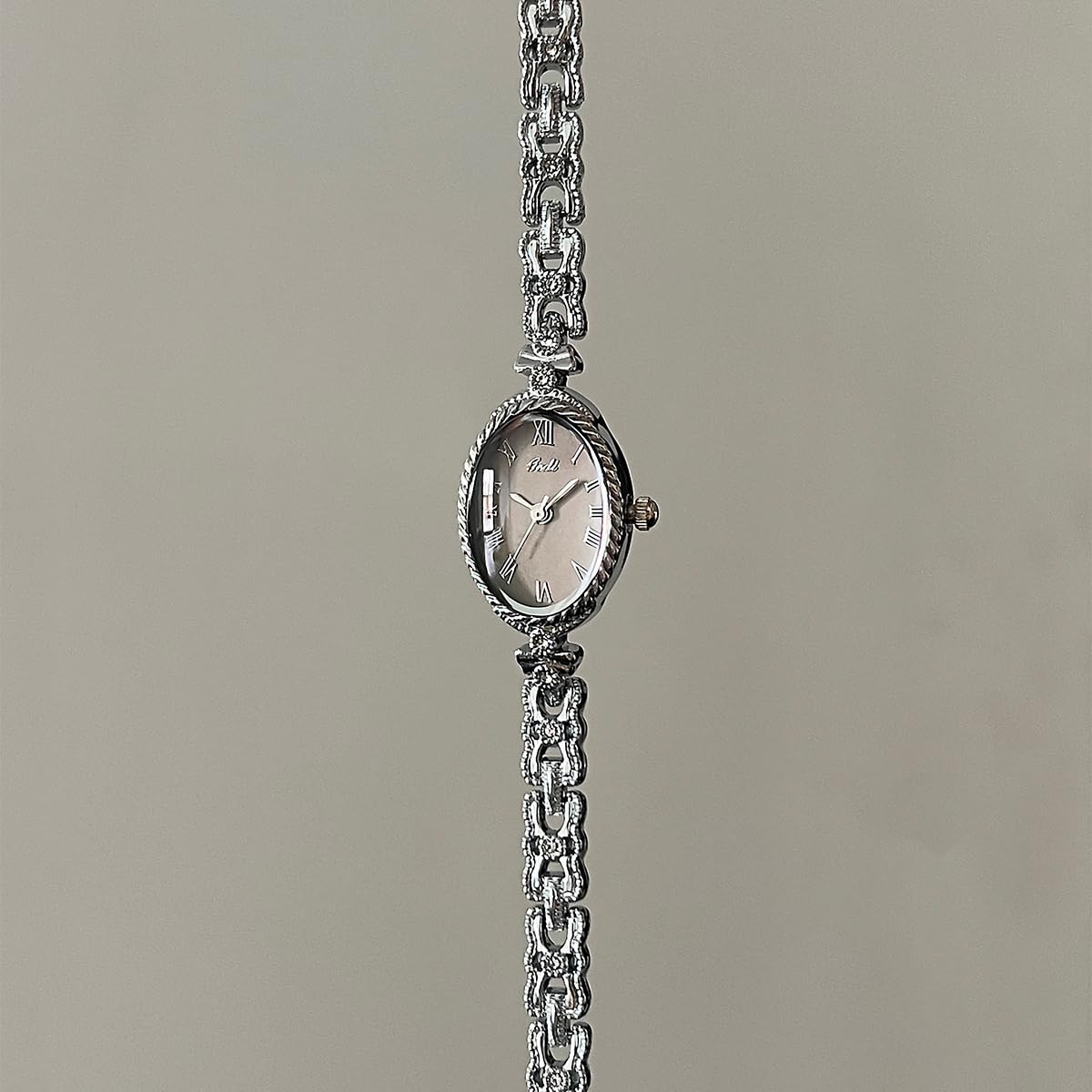 Gosasa Small Gold Watches for Women Vintage Dainty Oval Roman Numeral Dial Analog Slim Bracelet Alloy Band Water Resistant Dress Wrist Watch Elegant Gift