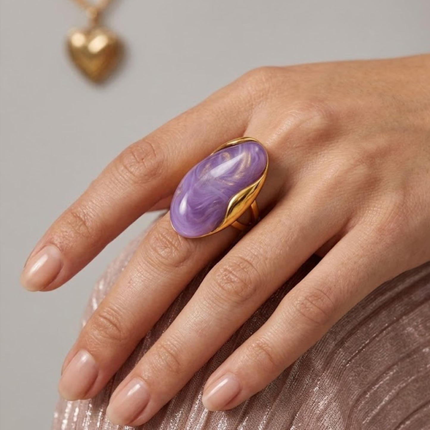 Mchic Colorful Chunky Statement Ring for Women: Boho Large Oval Acrylic Finger Ring Stainless Steel Adjustable Beach Summer Y2K Handmade Jewelry Gift for Women