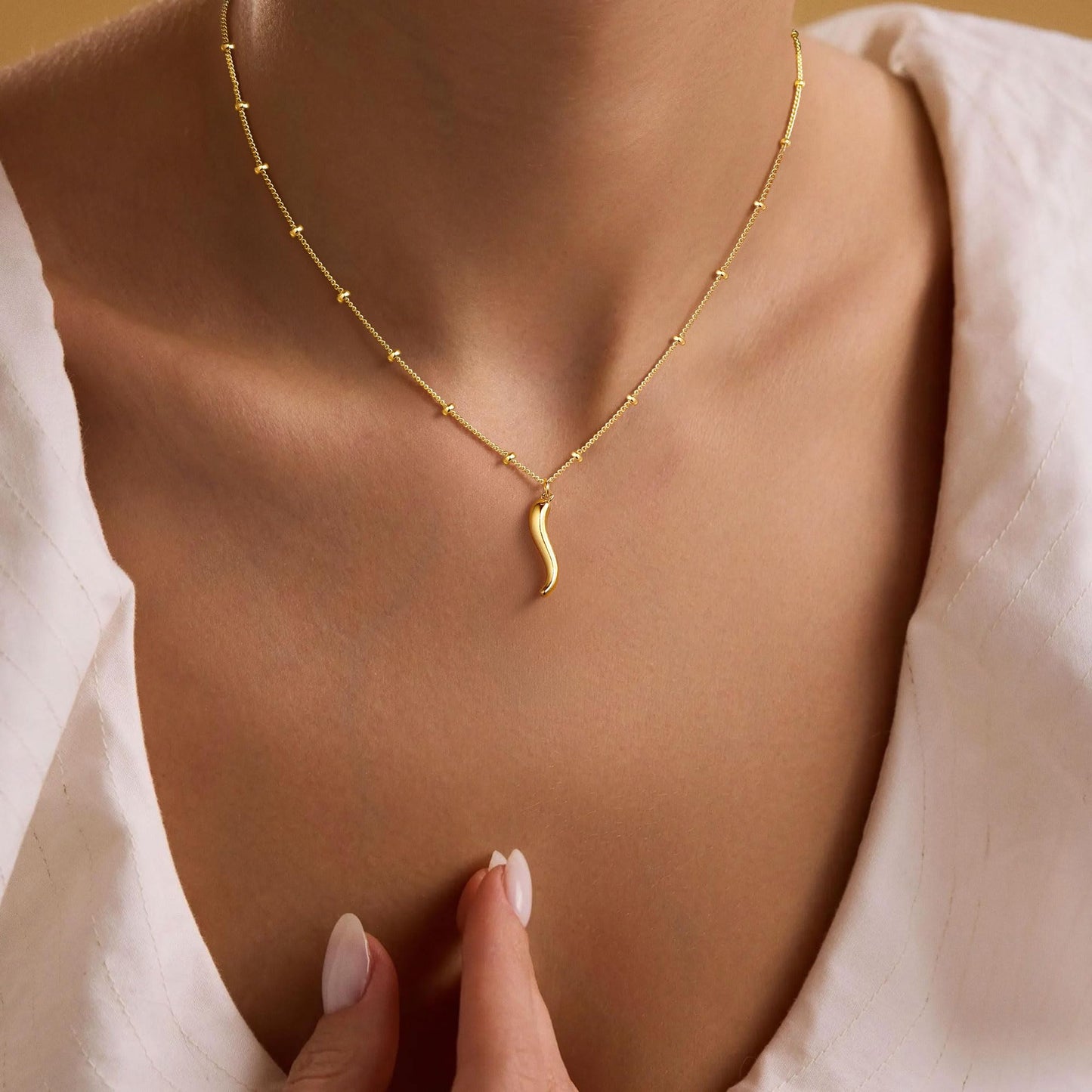M MOOHAM Gold Necklace for Women Non Tarnish - Dainty 14K Gold Plated Beaded Chain Small Pendant Necklaces Simple Pearl Circle Beads Teardrop Pendant Necklace for Women Trendy Jewelry Gifts