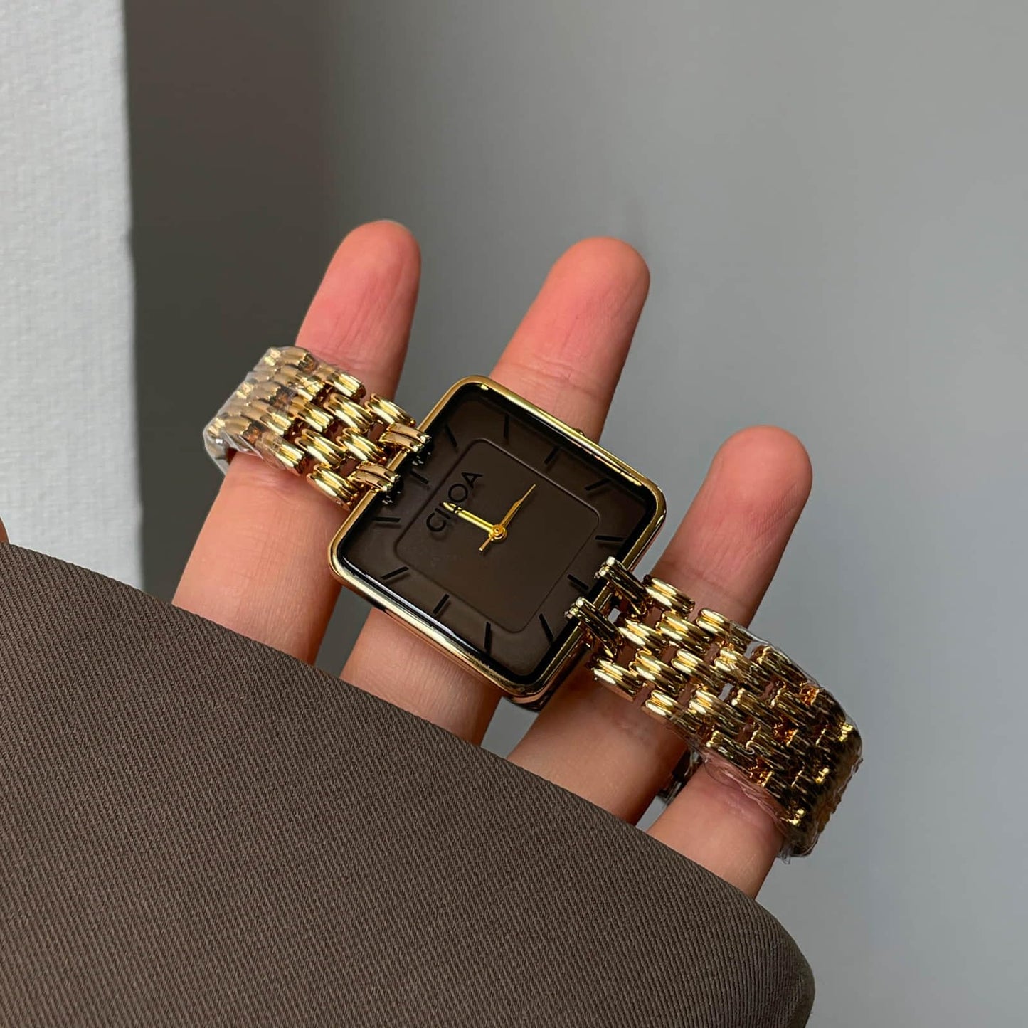 Women's Leather Strap Watch Dainty Elegant Gold Watches for Women Classic Casual Fashion Square Ladies Watch Gifts Present for Her