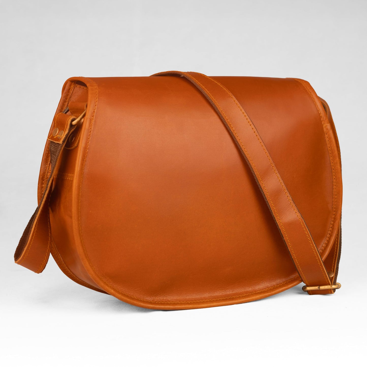 Satchel And Fable Handmade Vintage Crossbody Leather Bags for Women Shoulder Handbag
