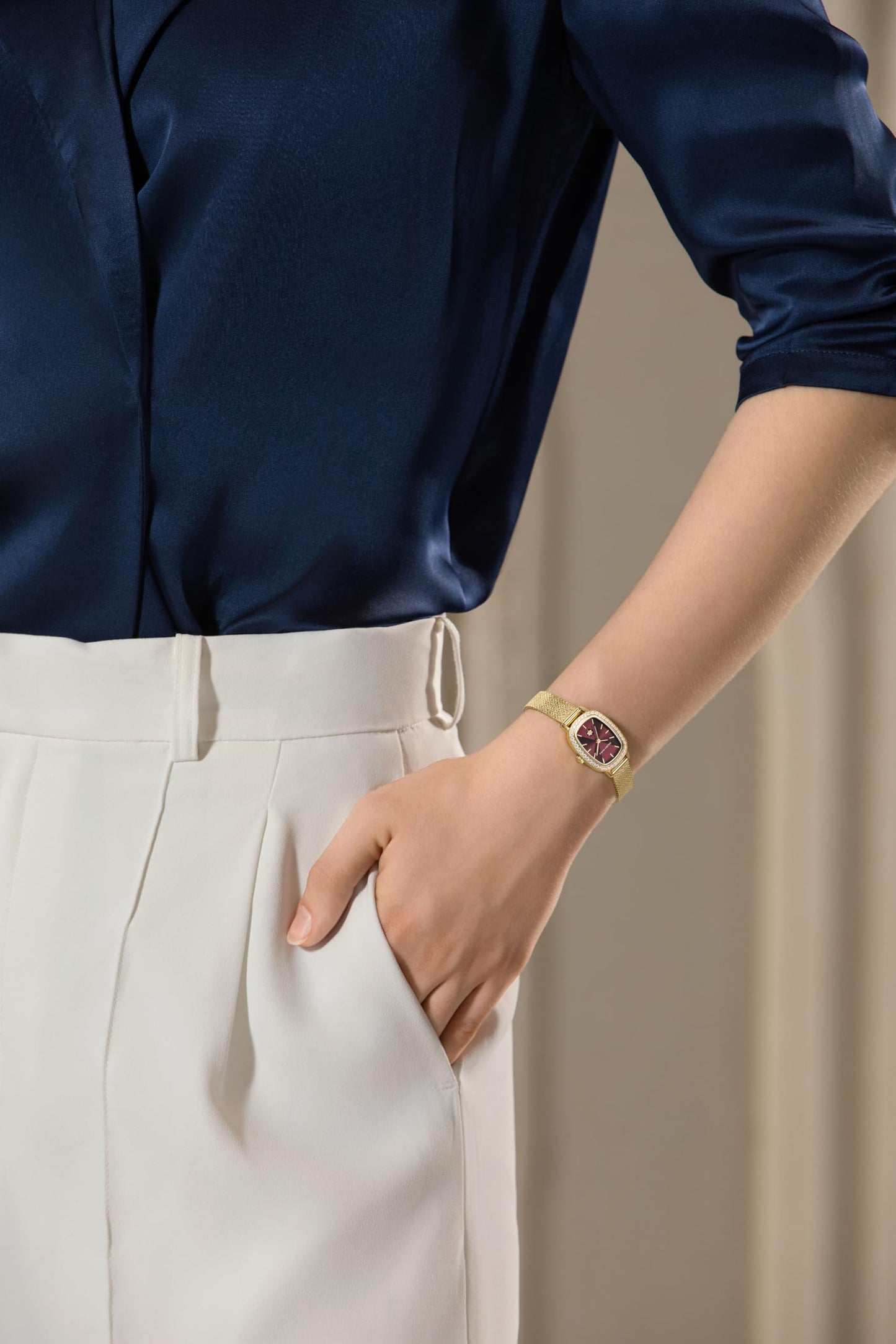GOLDEN MAPLE Watches for Women, Dainty Gold Watch with Small Stainless Steel Case, Quartz Movement and Water Resistant, Adjustable Mesh Band