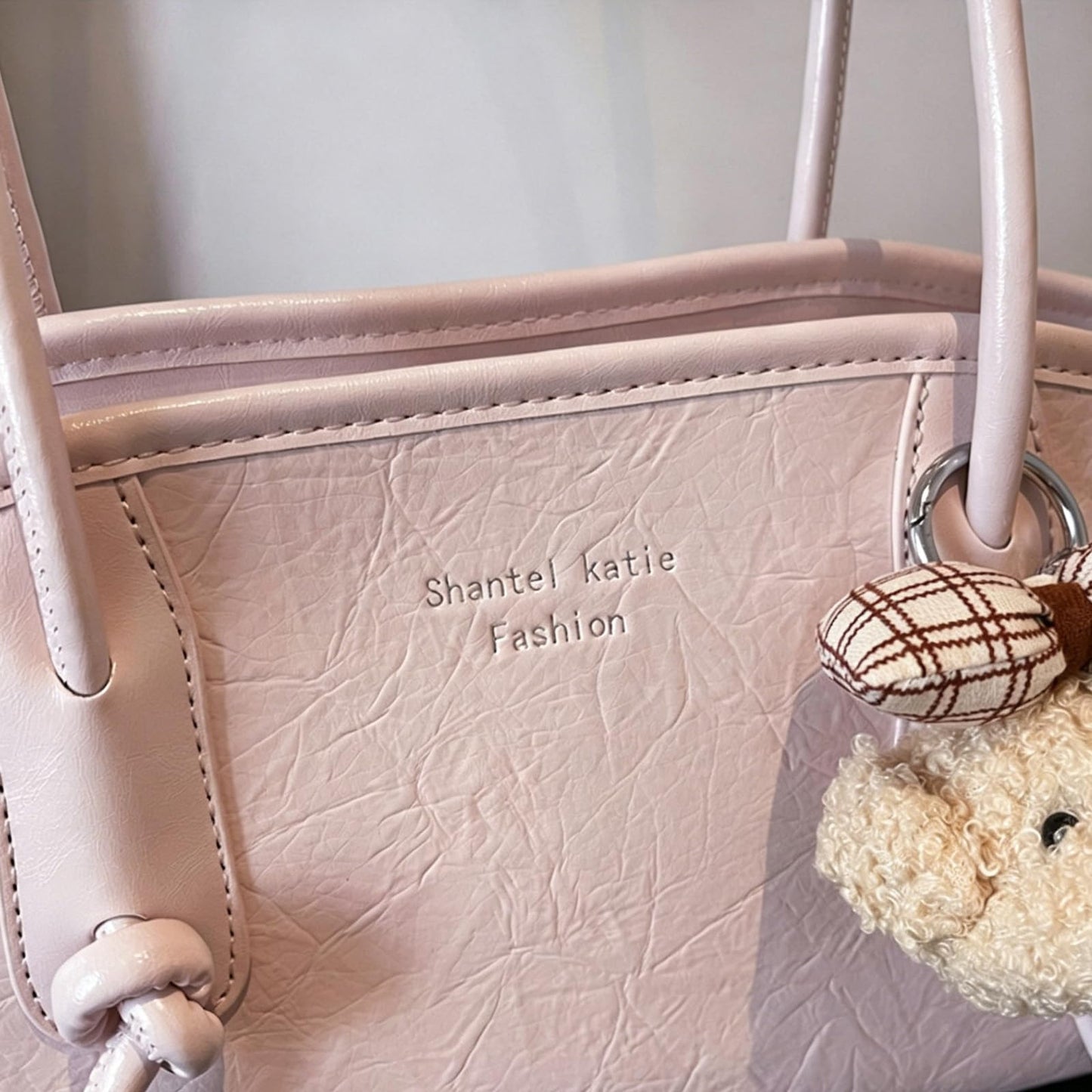 Shoulder Bag for Women Brown Purse Vintage Leather Shoulder Handbag Trendy Everyday Purse with Pendant