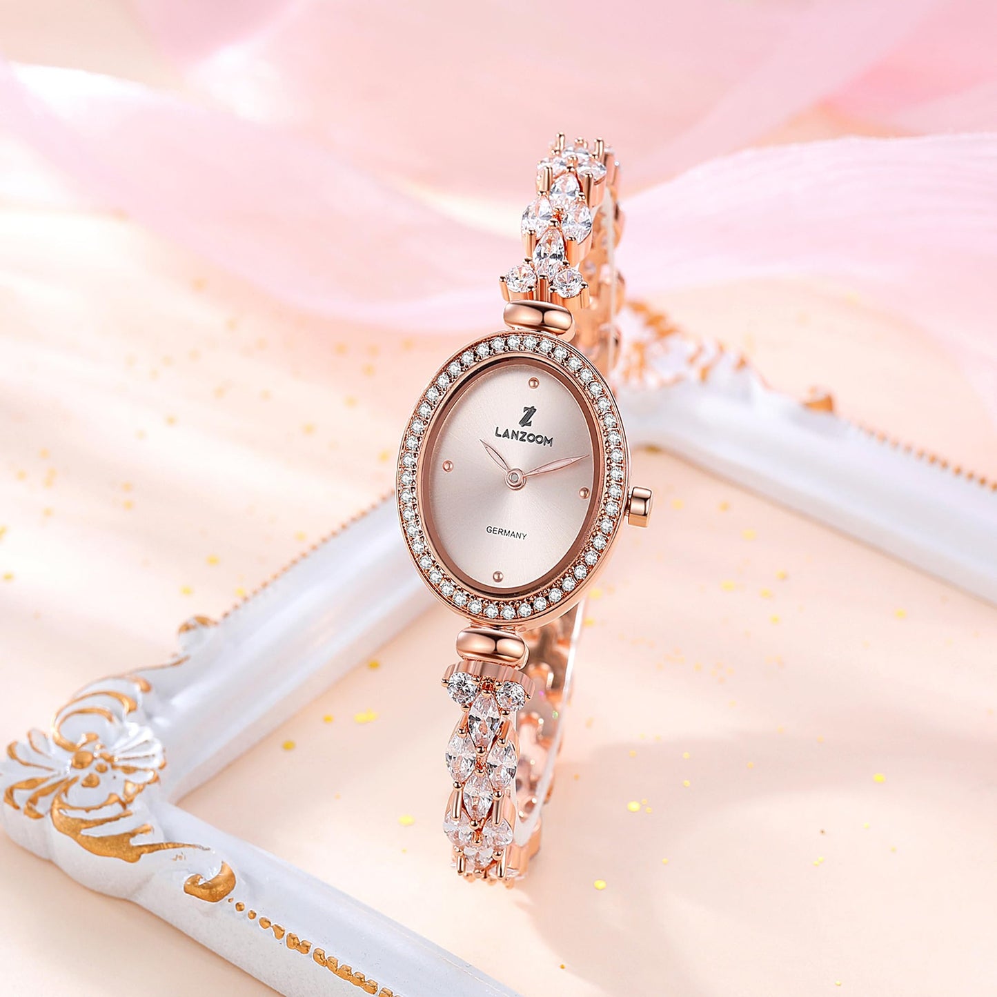 LANZOOM Retro Women's Quartz Watch - Stainless Steel case,Gold Filled, Ideal Gift for Holidays and Special Occasions.