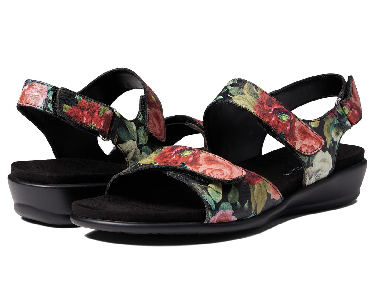 Easy Spirit Hartwell Women's Sandal 7 B(M) US BlackEasy Spirit Hartwell Women's Sandal 7 B(M) US Black