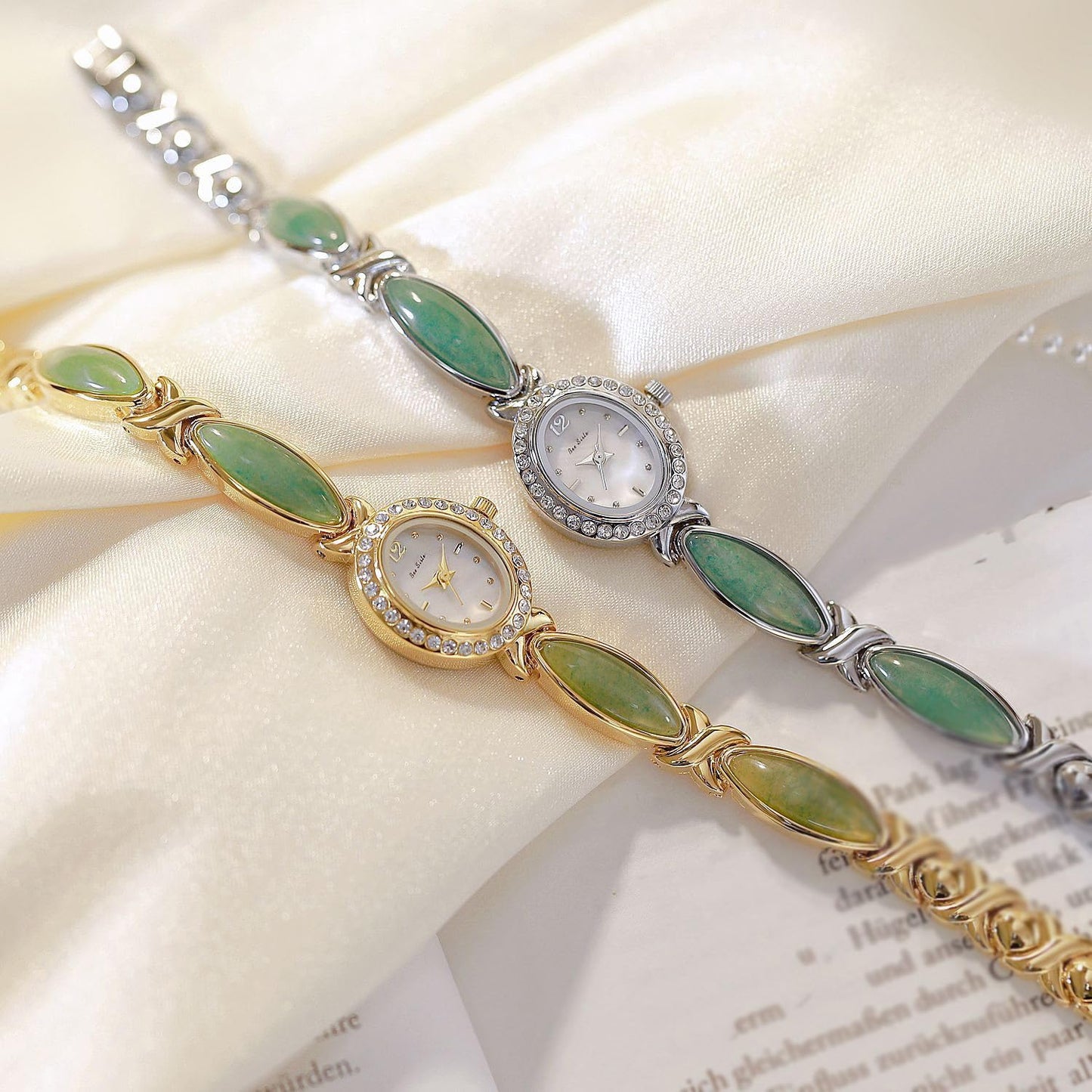 LOREO Elegant Women’s Gold Bracelet Watch Vintage Oval Dial, Waterproof Quartz Movement, Small Face Dress Watch for Ladies
