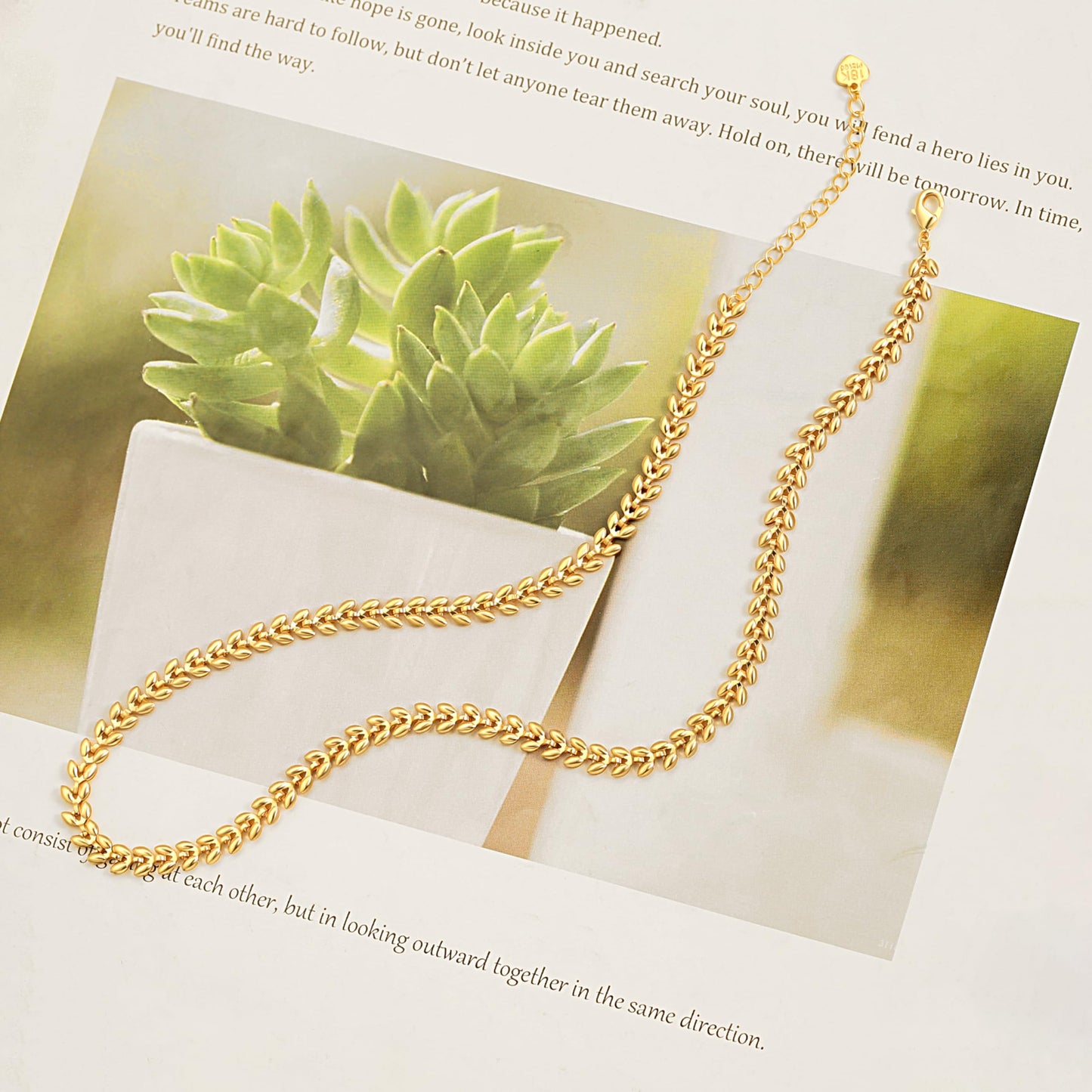 Aobei Pearl 18K Gold Plated Paperclip Chain Choker Satellite Chain Freshwater Cultured Biwa Pearl Pendant Necklace Dainty Turquoise Jewelry for Women