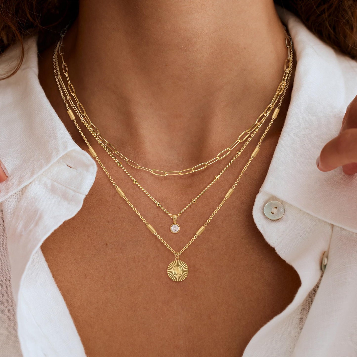 Layered Necklaces for Women, Dainty 14K Gold Plated Circle Peadant Chain Necklace Set Simple Paperclip Stacked Necklaces for Women Trendy Gold Jewelry