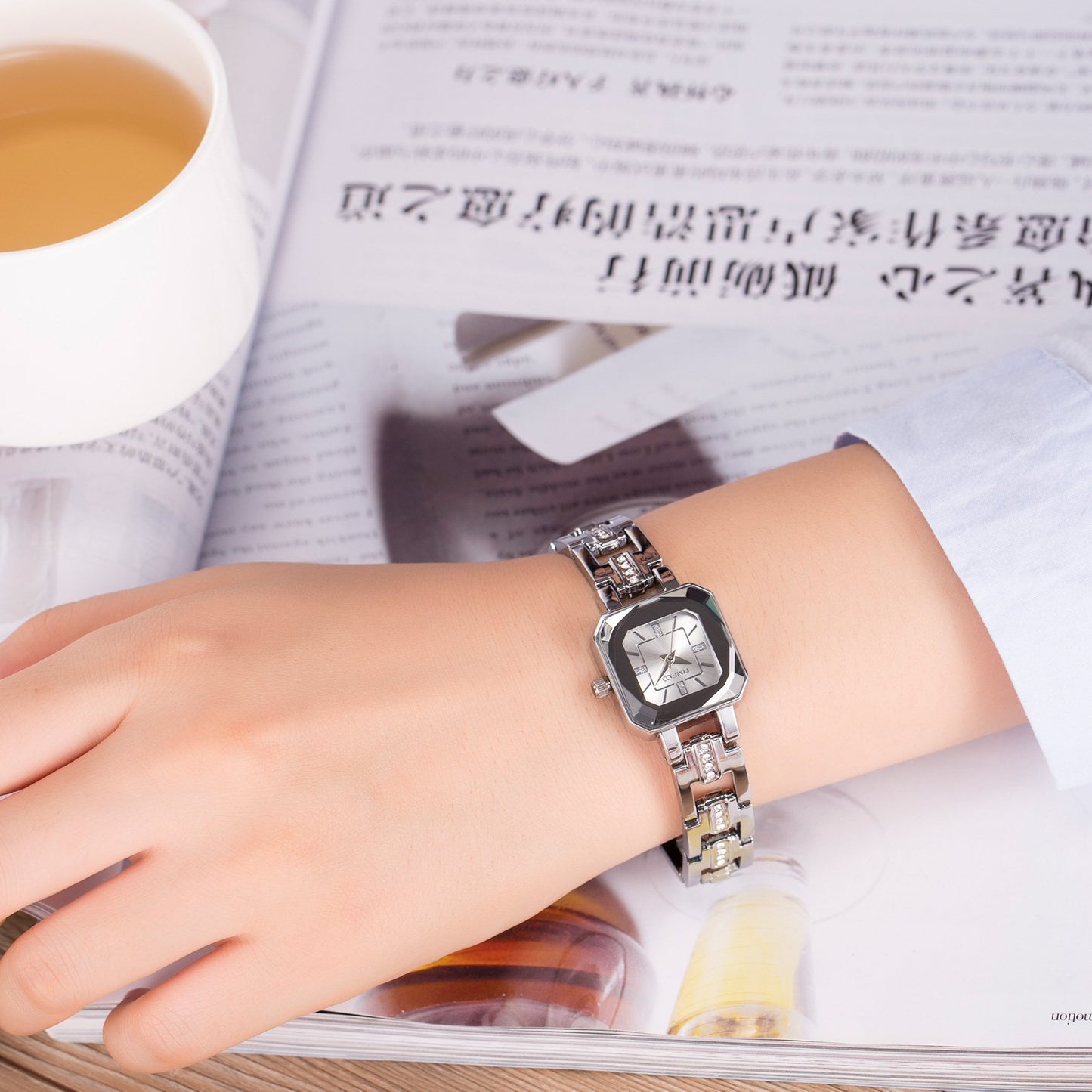 TIME100 Women's Bracelet Watches Ladies Quartz Wrist Watch with Green Dial Bezel with Crystals in Movement Bracelet Strap with Diamonds Waterproof