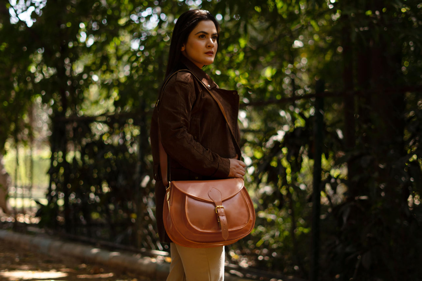 Satchel And Fable Handmade Vintage Crossbody Leather Bags for Women Shoulder Handbag
