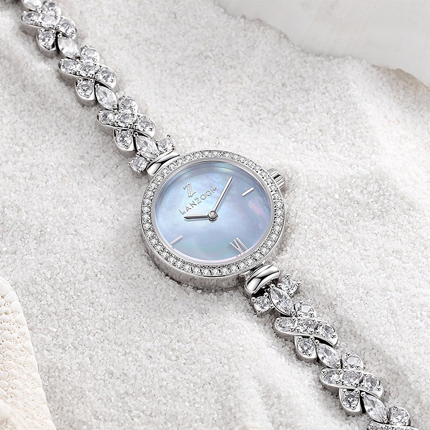 LANZOOM Retro Women's Quartz Watch - Stainless Steel case,Gold Filled, Ideal Gift for Holidays and Special Occasions.