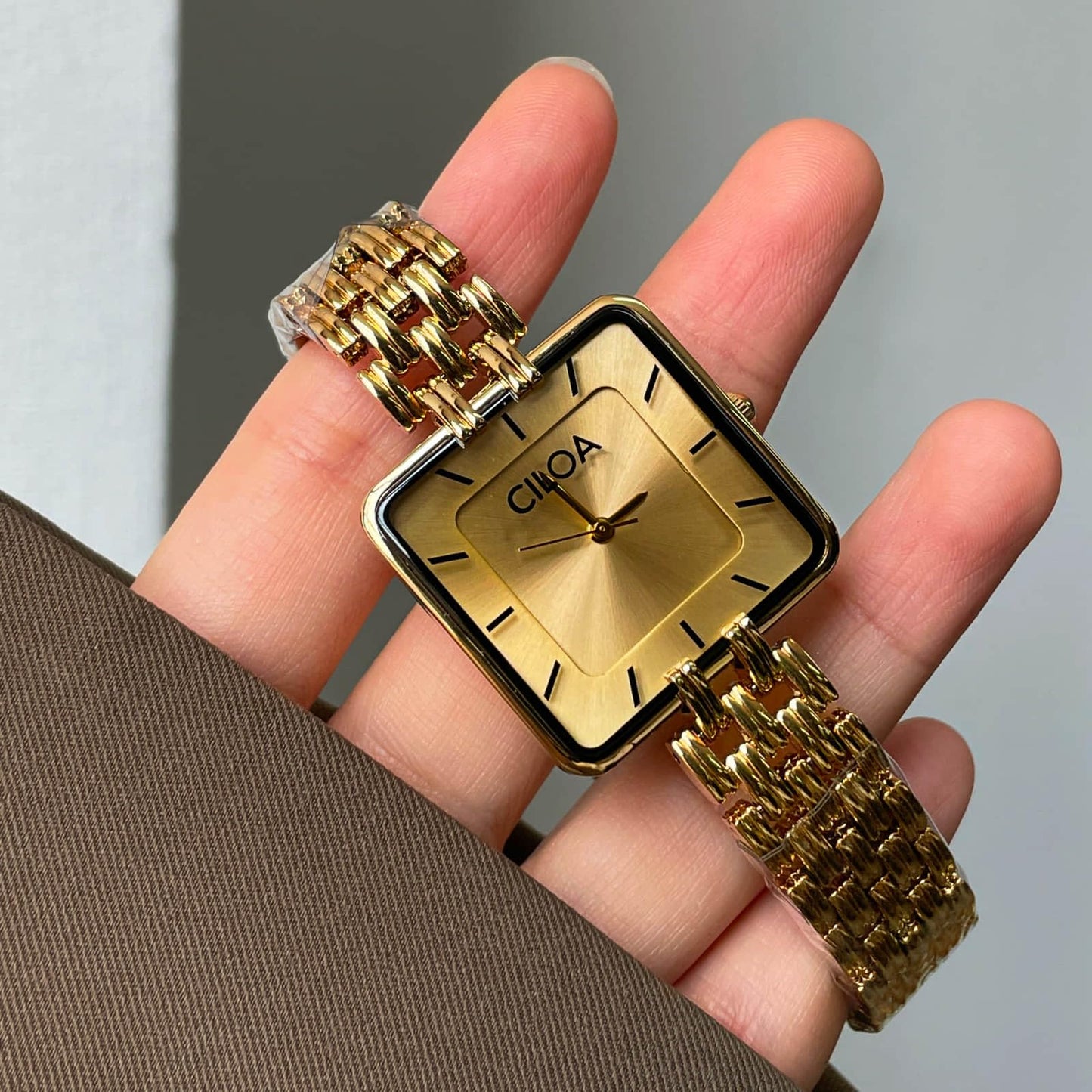 Women's Leather Strap Watch Dainty Elegant Gold Watches for Women Classic Casual Fashion Square Ladies Watch Gifts Present for Her