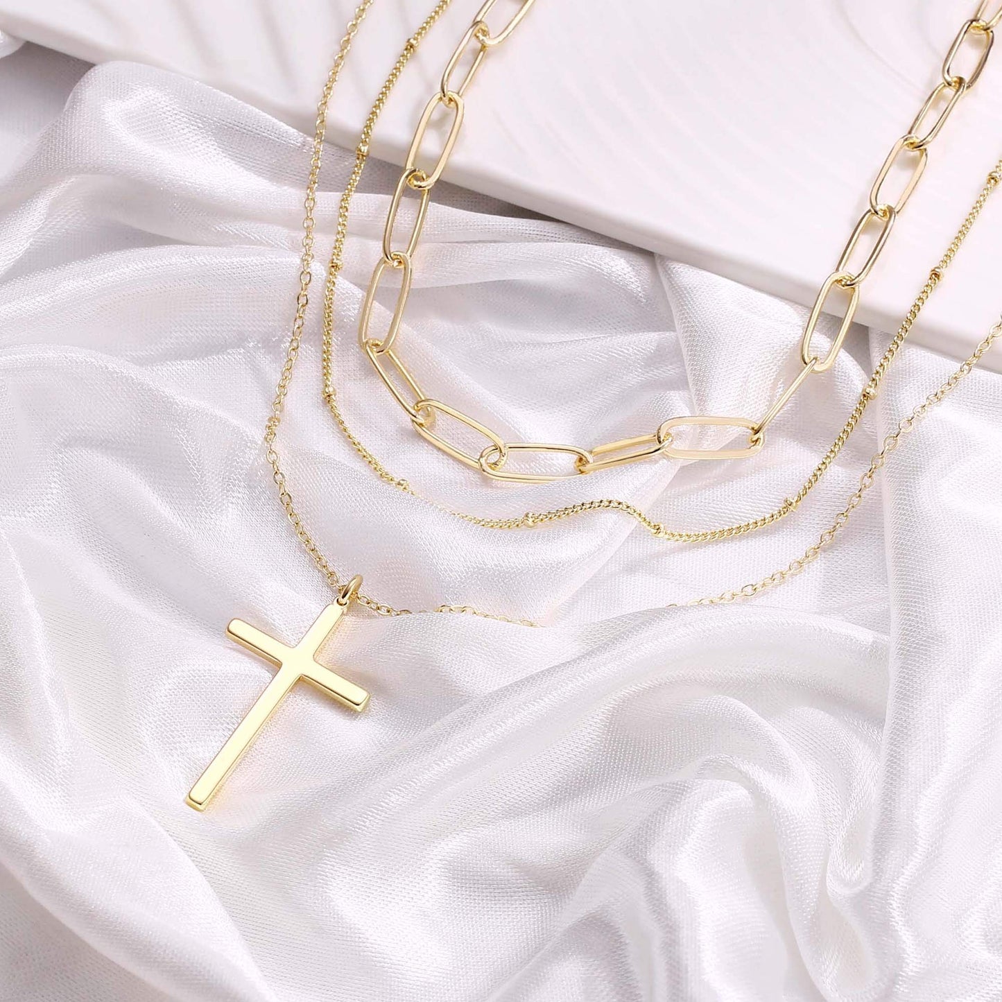 Turandoss Dainty Layered Choker Necklace, Handmade Y Pendant Necklace Multilayer Bar Disc Necklace Adjustable Layering Choker Necklaces for Women