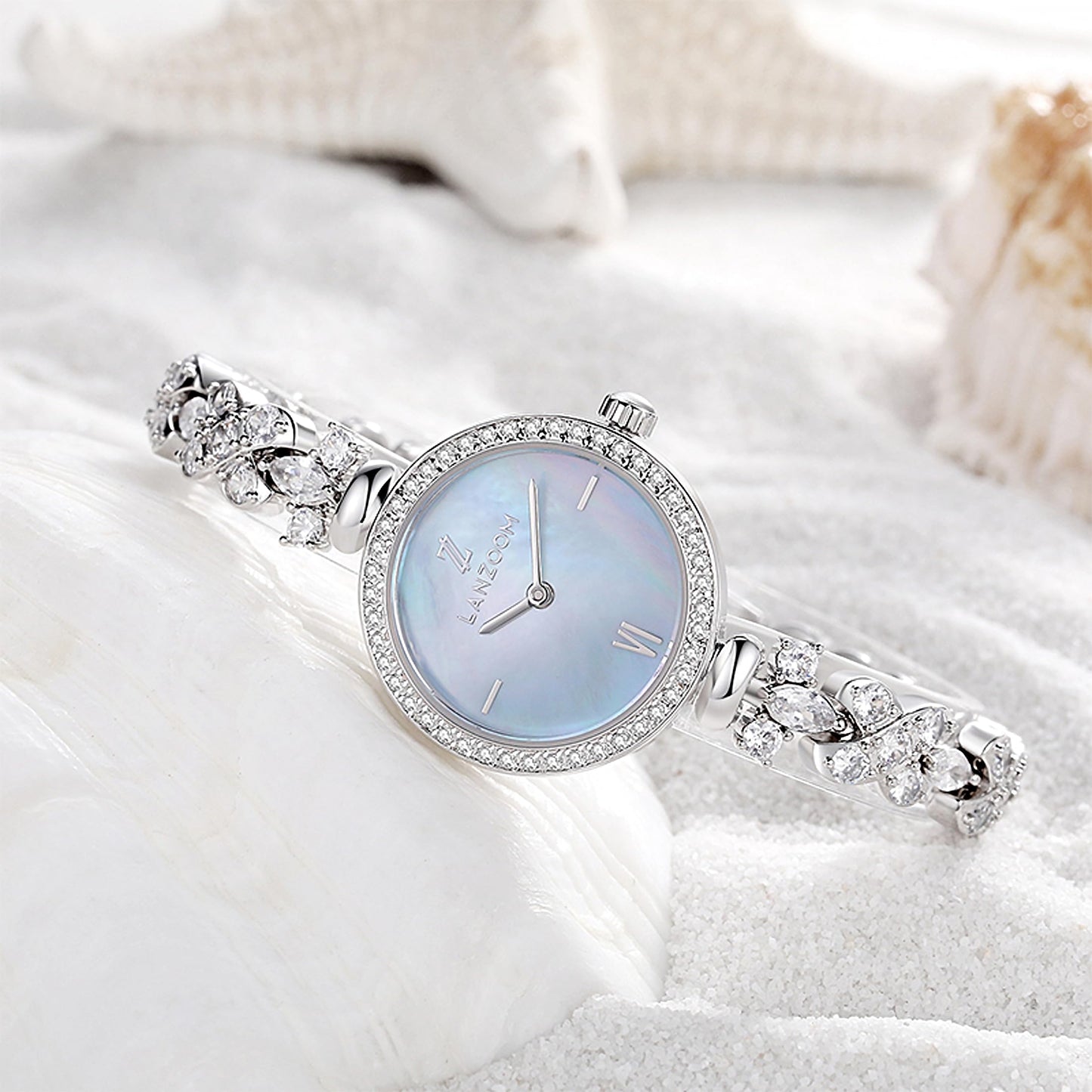 LANZOOM Retro Women's Quartz Watch - Stainless Steel case,Gold Filled, Ideal Gift for Holidays and Special Occasions.