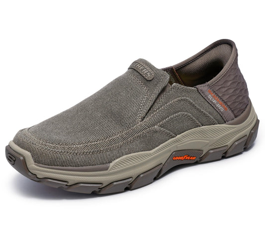 Skechers Respected - Holmgren with Slip-in Technolo gySkechers Respected - Holmgren with Slip-in Technology