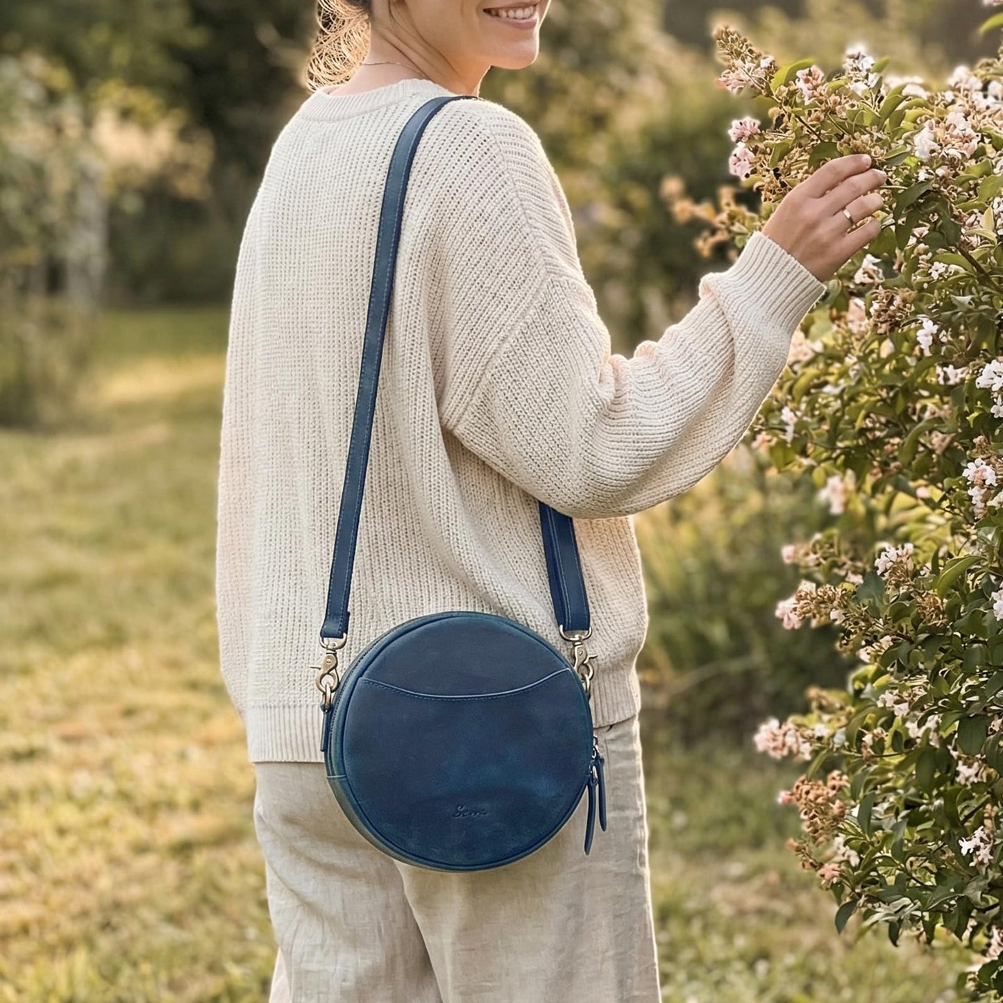 S-ZONE Leather Crossbody Bags for Women Circle Shoulder Round Purse Travel | Top Grain Leather, Keychain, Designer Handbag, Vintage, Multi Pockets, Detachable Strap, Eveyday Outing