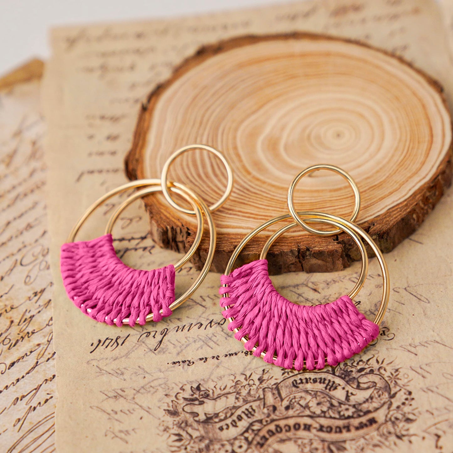 Raffia Hoop Earrings for Women Fun Boho Summer Beach Earrings Lightweight Handmade Straw Wicker Rattan Dangle Earrings Statement Geometric Round Drop Earrings