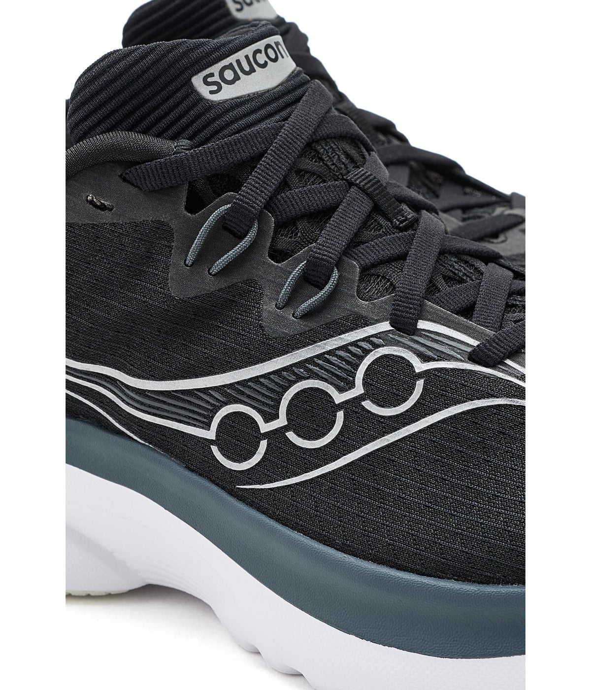 Saucony Women's Kinvara 16 Sneaker, White/Gum, 8.5Saucony Women's Kinvara 16 Sneaker, White/Gum, 8.5